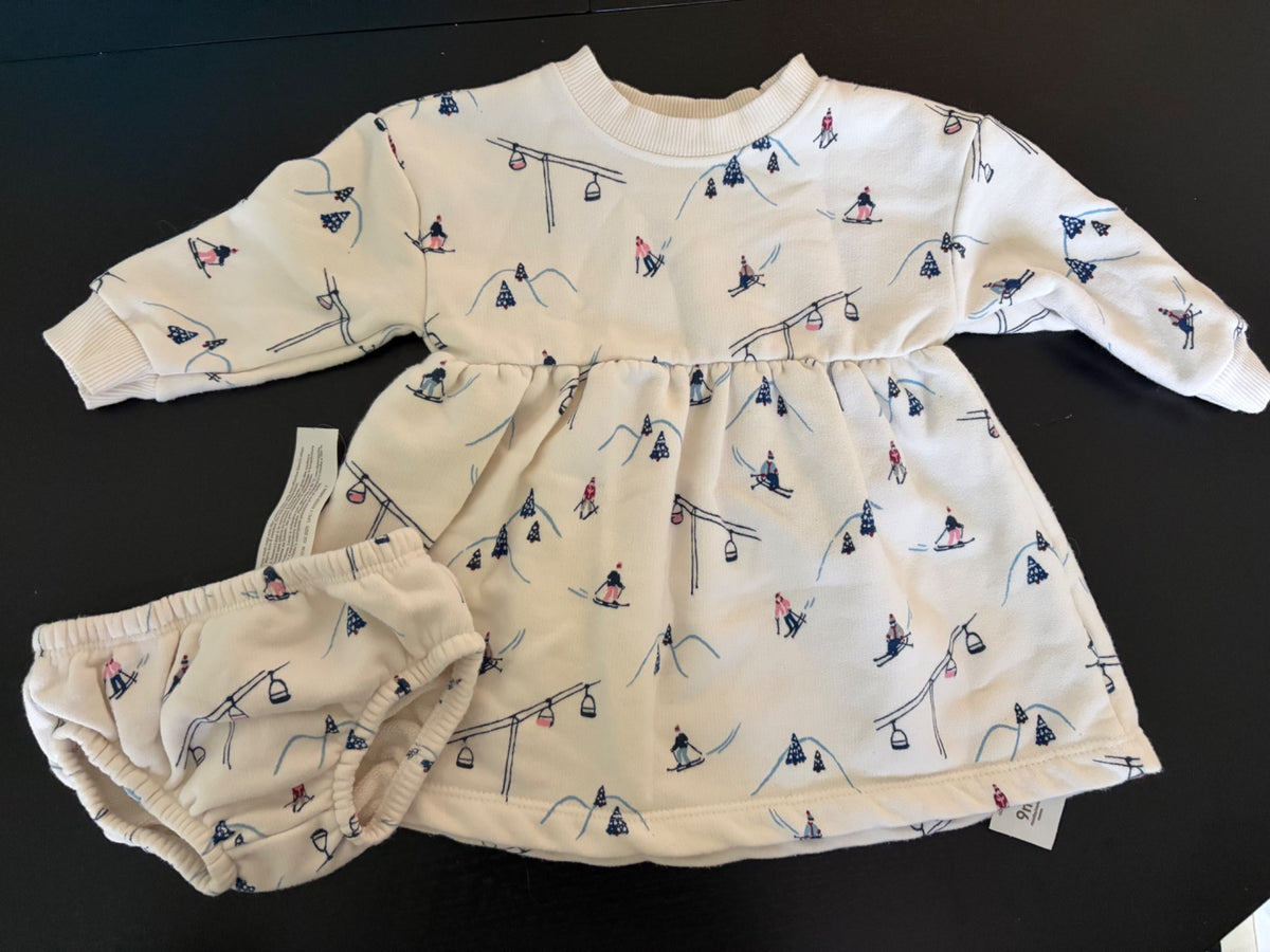 Little Planet by Carter's  Ski Themed Dress set, 6-9 months - absolutely adorable and soft, Kids 9 Month (6-9M)