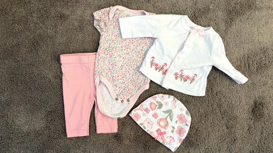 4 piece newborn baby clothing set (nb), Kids Newborn