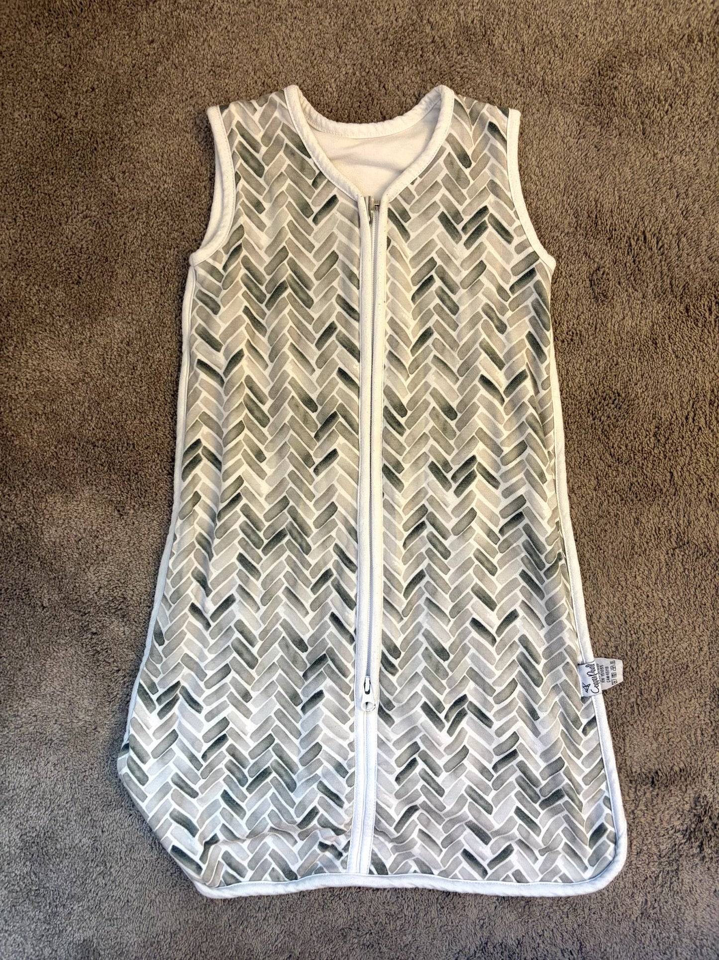 Copper Pearl 0-6 month sleep sack / sleep bag - grey pattern, 0-6 Months (Small)
