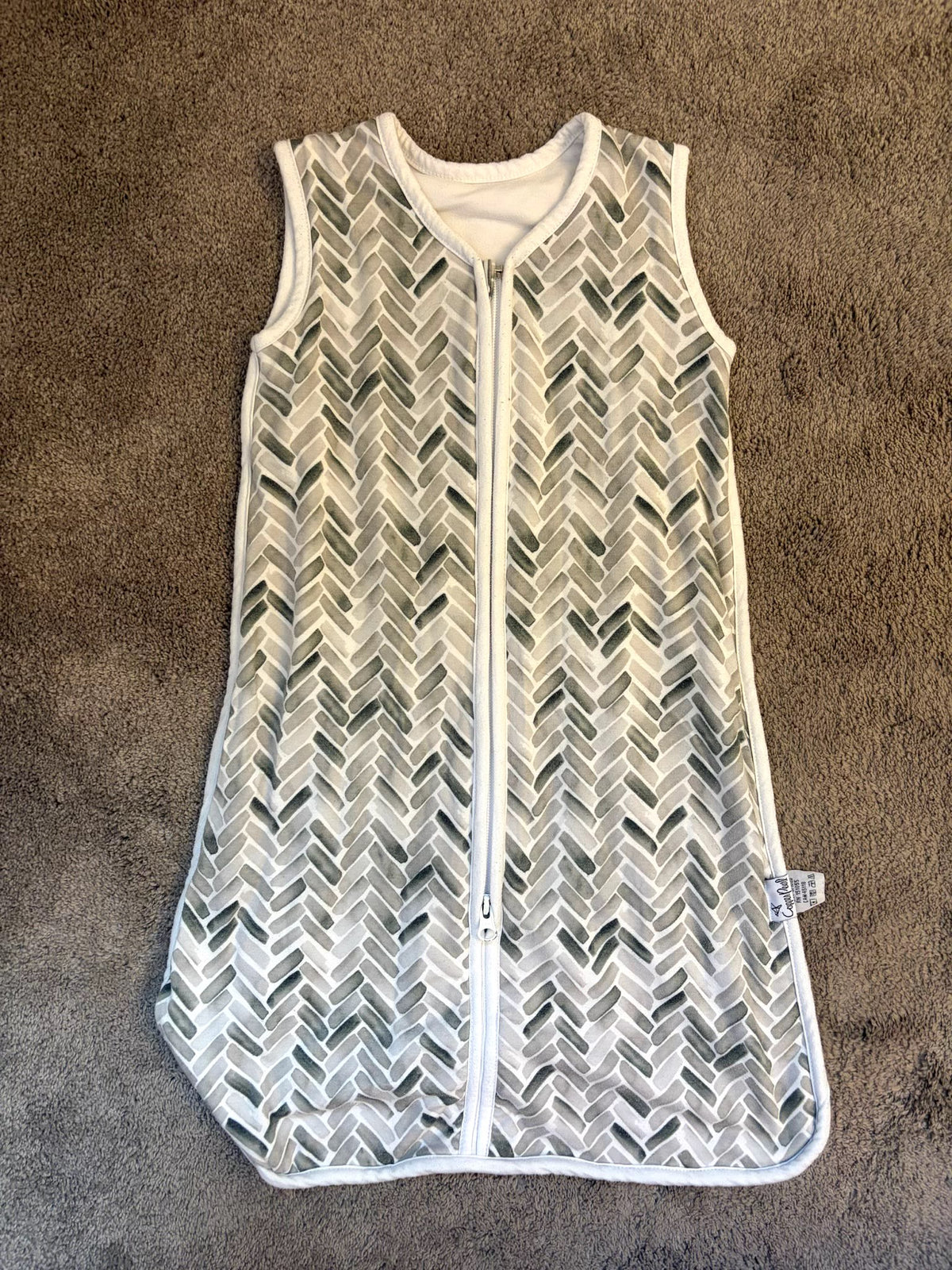 Copper Pearl 0-6 month sleep sack / sleep bag - grey pattern, 0-6 Months (Small)