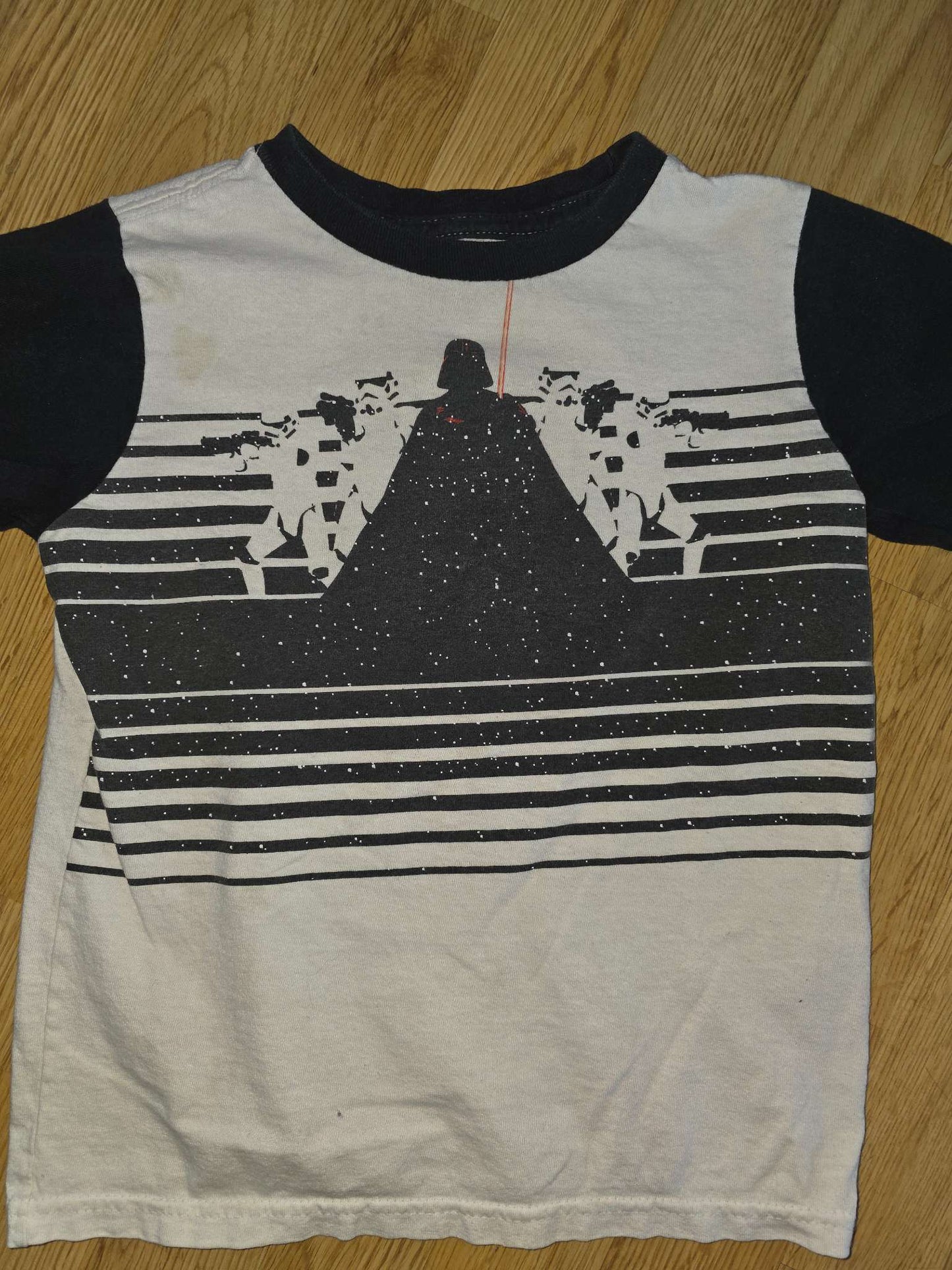Star Wars shirts sz5/6, Kids 5/5T