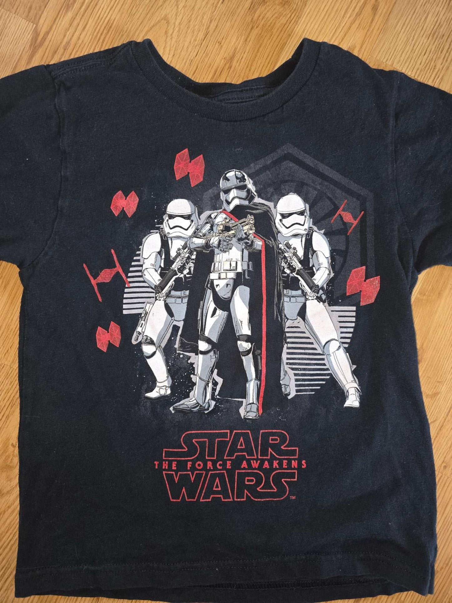 Star Wars shirts sz5/6, Kids 5/5T