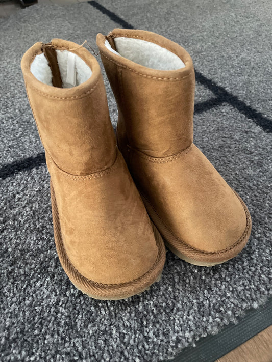 Gap suede boots, Shoes 7 (Walkers:12-24 mth)