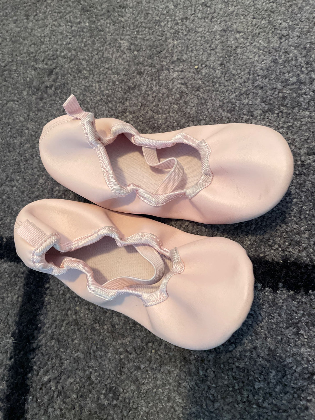 Ballet shoes  size 13, Shoes 13 (Kids:4-8yr)