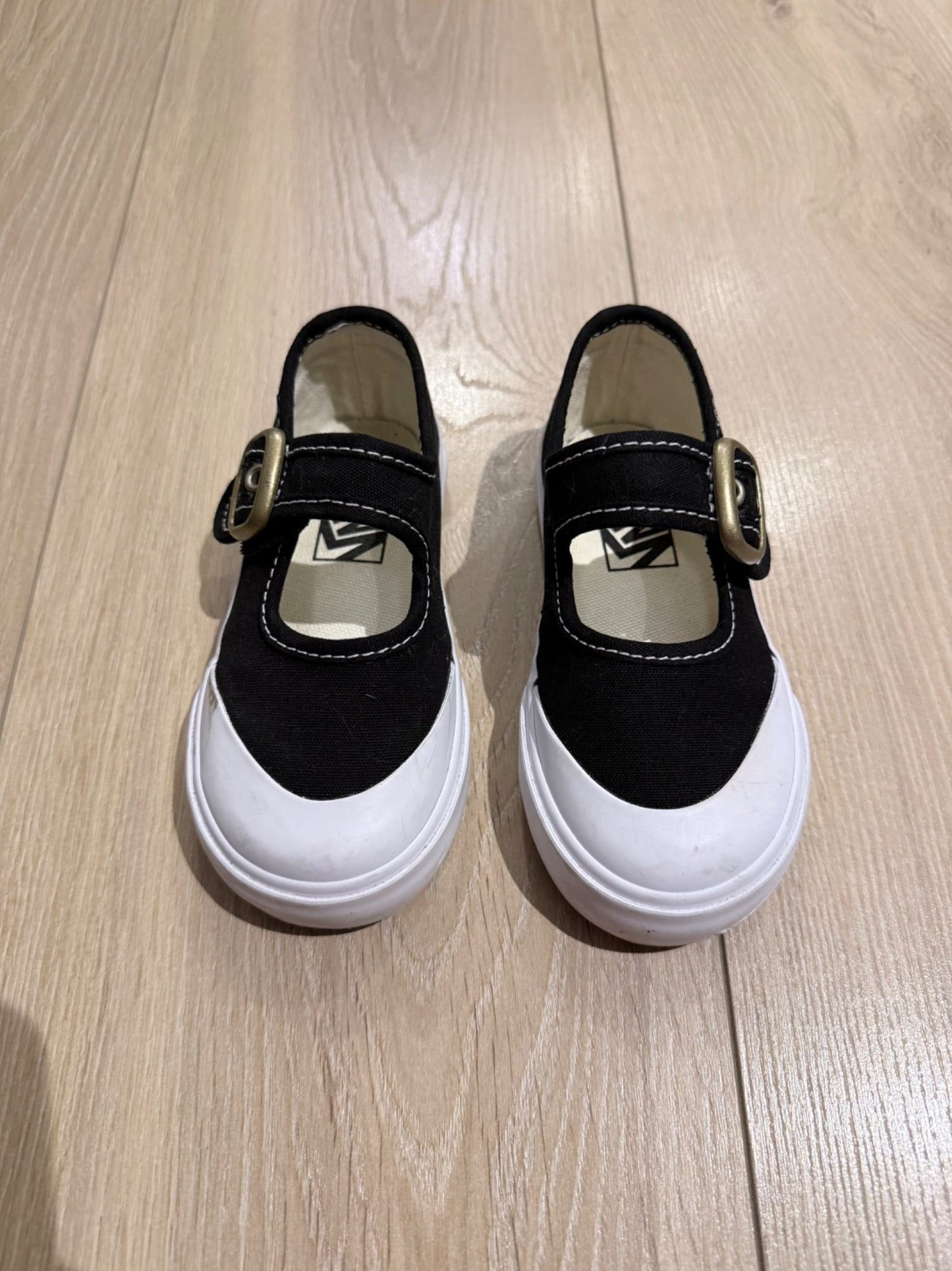 Girls Vans Shoe, Shoes 7.5 (Toddler:2-4yr)