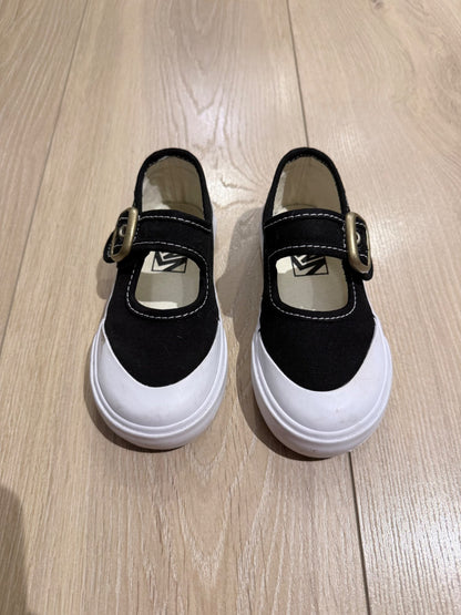 Girls Vans Shoe, Shoes 7.5 (Toddler:2-4yr)