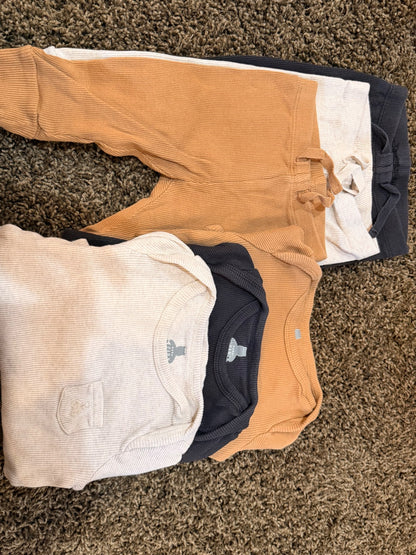 Gender Neutral Baby Gap Bundle , Kids 12 Month (9-12M)
