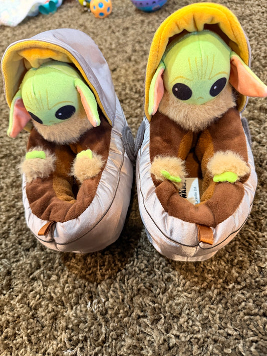 Baby Yoda Slippers Baby Gap , Shoes 7.5 (Toddler:2-4yr)