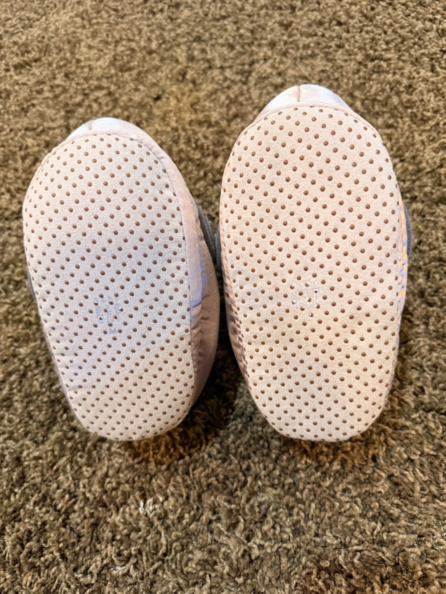 Baby Yoda Slippers Baby Gap , Shoes 7.5 (Toddler:2-4yr)