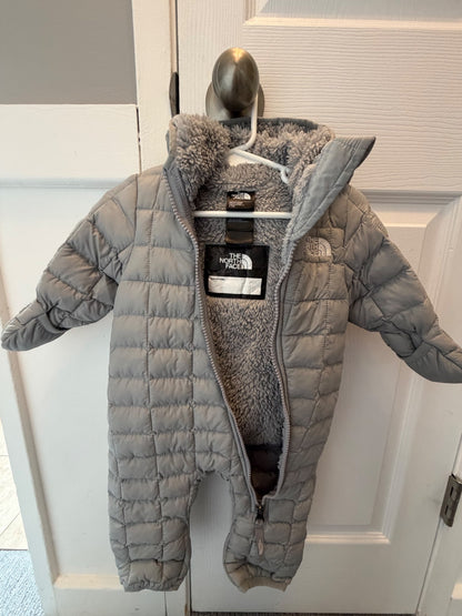 The North Face Snowsuit, Kids 6 Month (3-6M)
