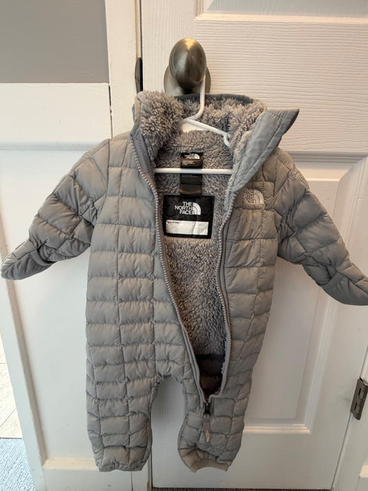 The North Face Snowsuit, Kids 6 Month (3-6M)