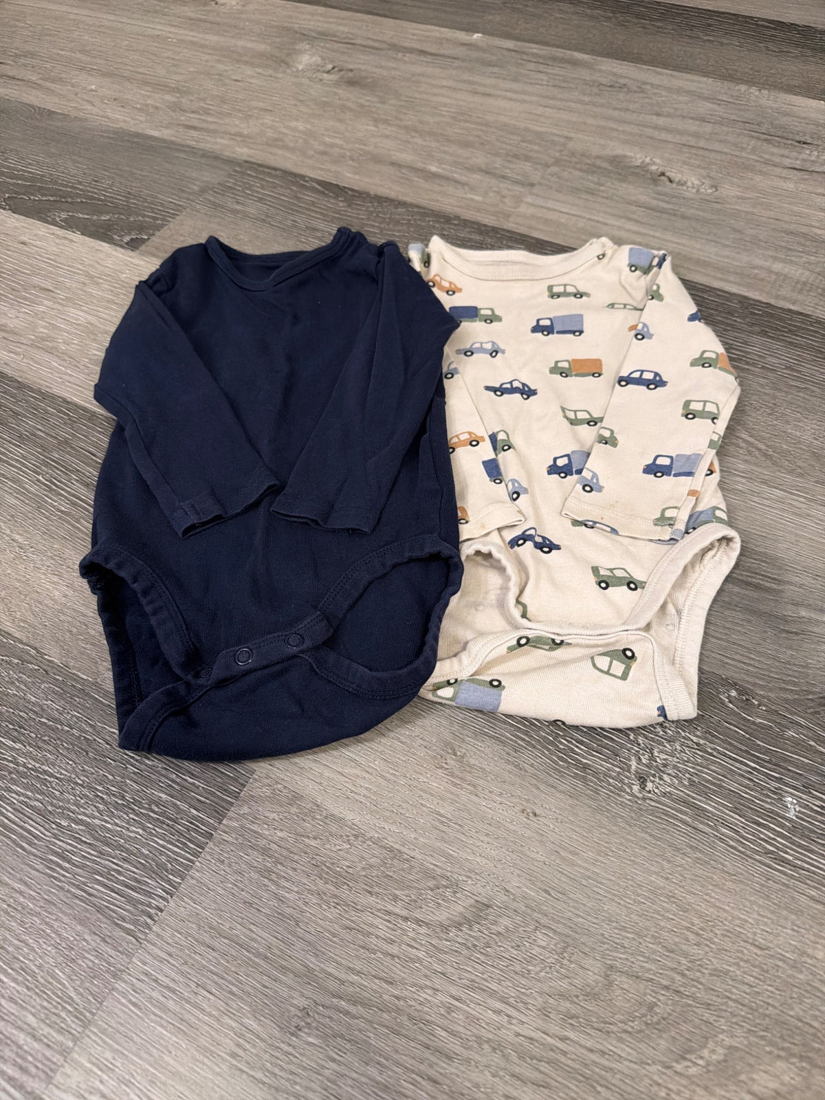 Organic Cotton onesies , Kids 9 Month (6-9M)