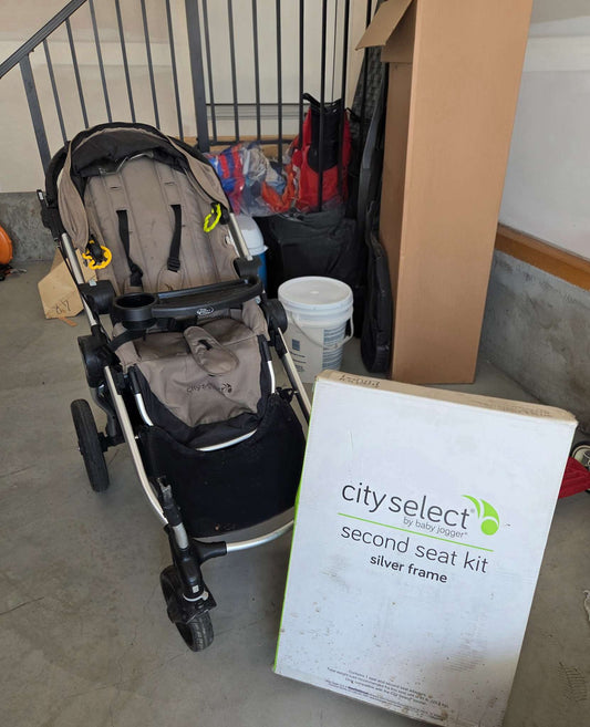 City select double stroller with snack tray glider board