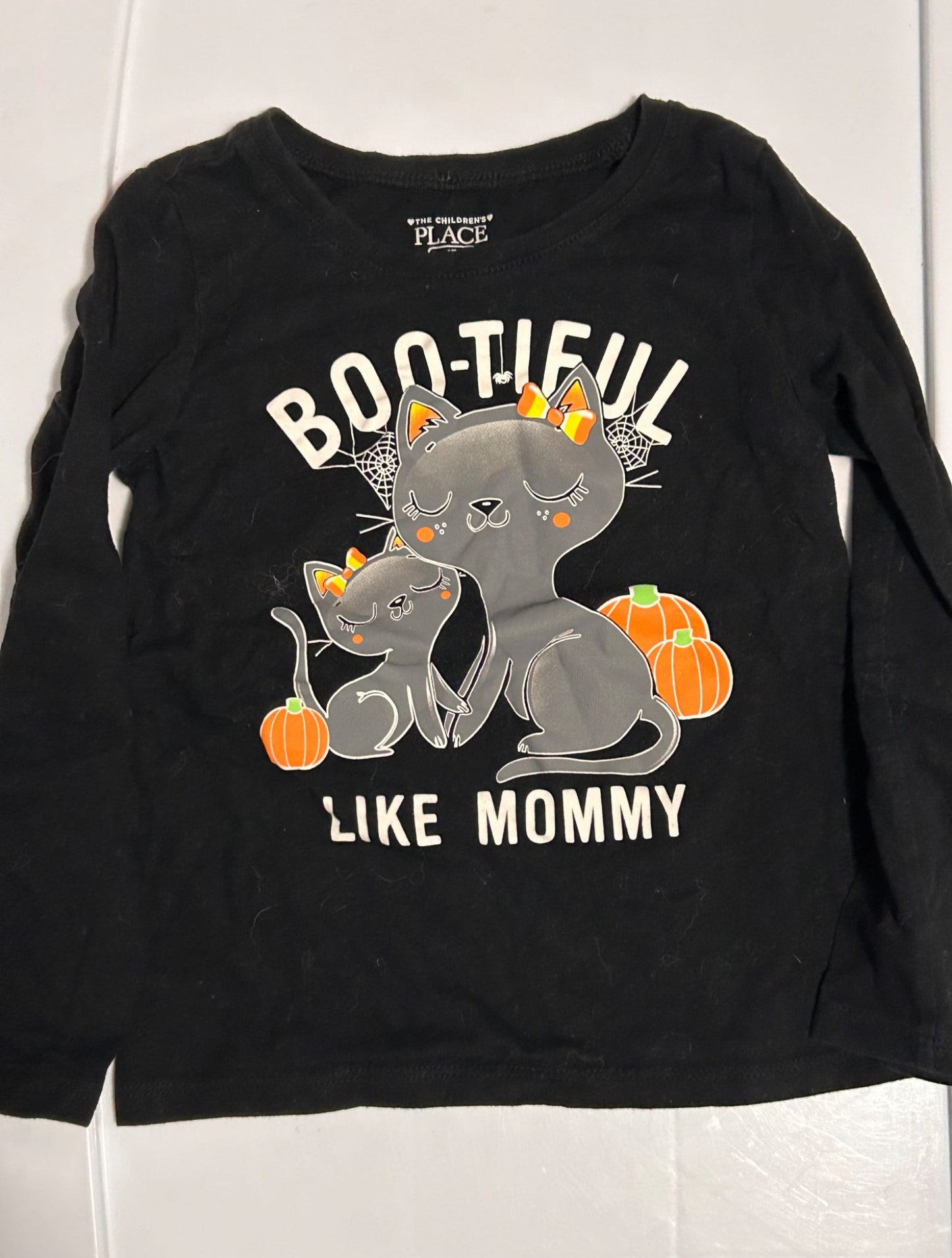 Holiday themed shirts , Kids 4/4T
