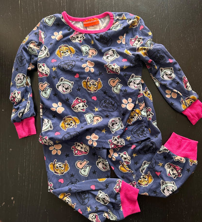 3 sets of pajamas, Kids 4/4T