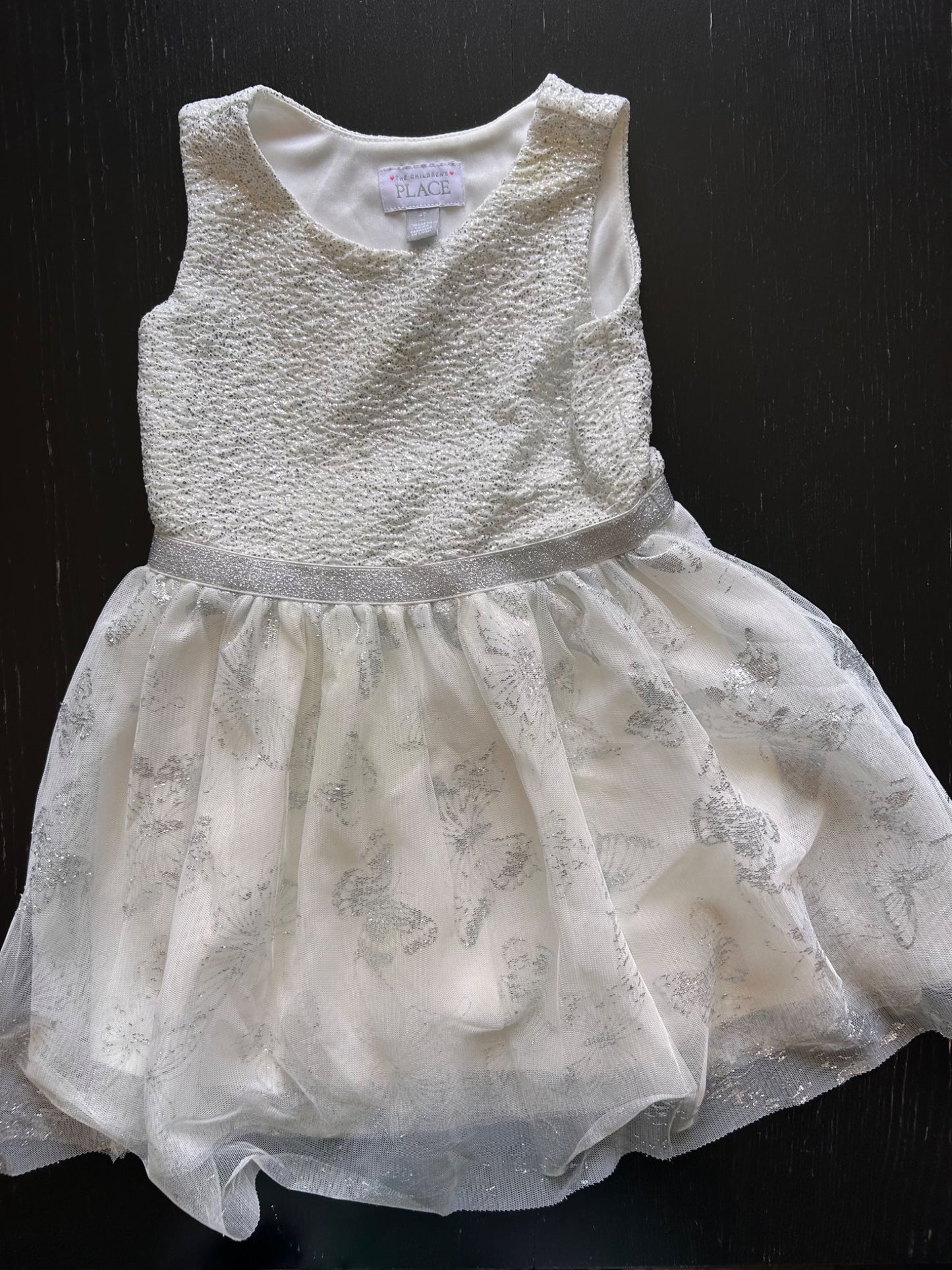 White Children’s place dress, Kids 4/4T
