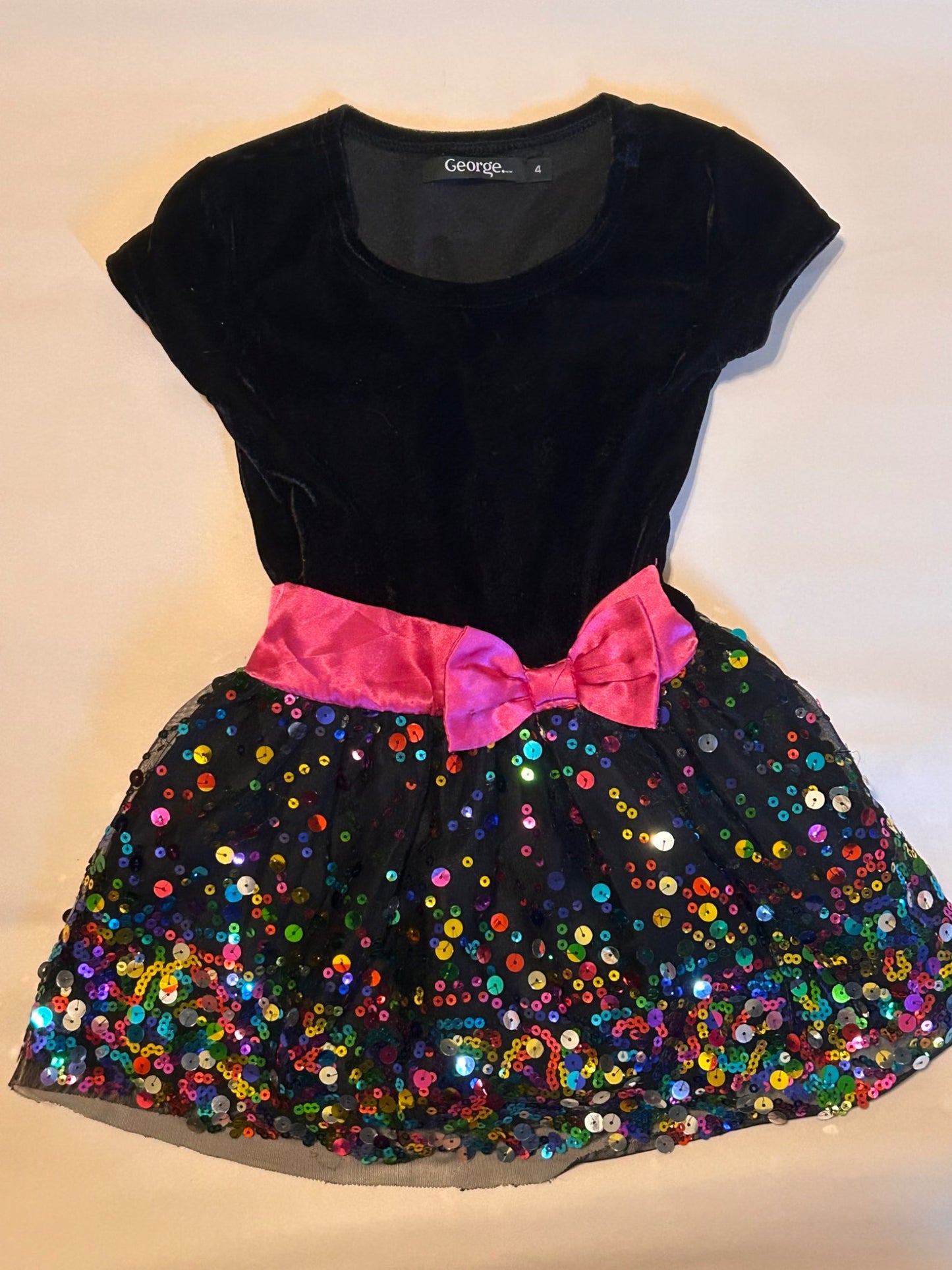 Dresses size 4, Kids 4/4T