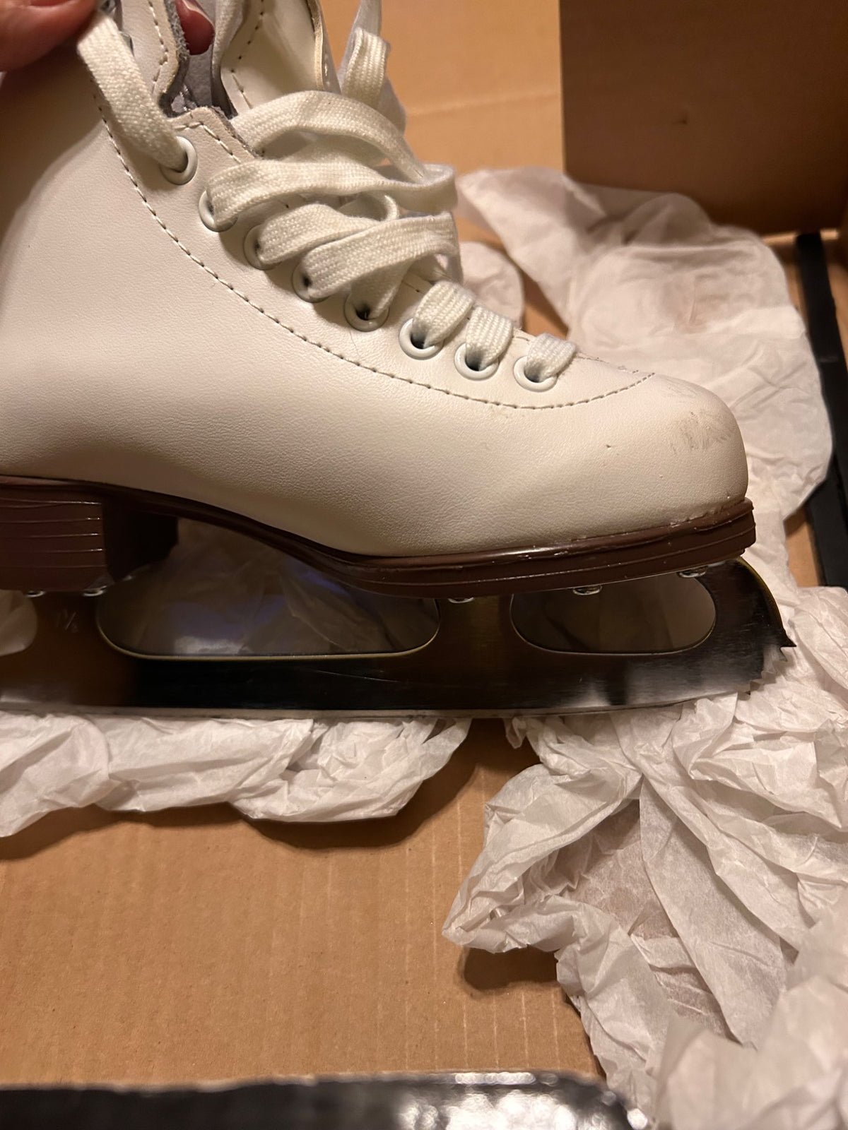 White ice skates junior 11, Shoes 11 (Toddler:2-4yr)