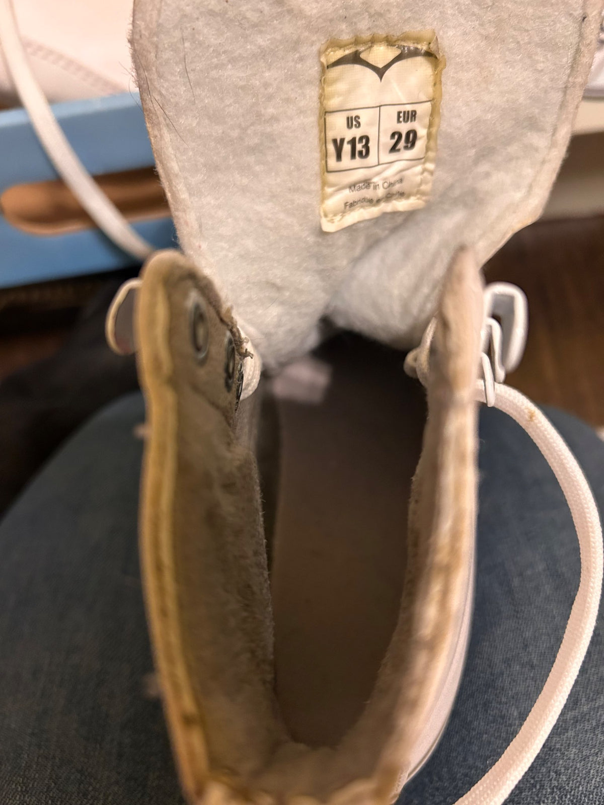 White figure skates Y13, Shoes 13 (Kids:4-8yr)