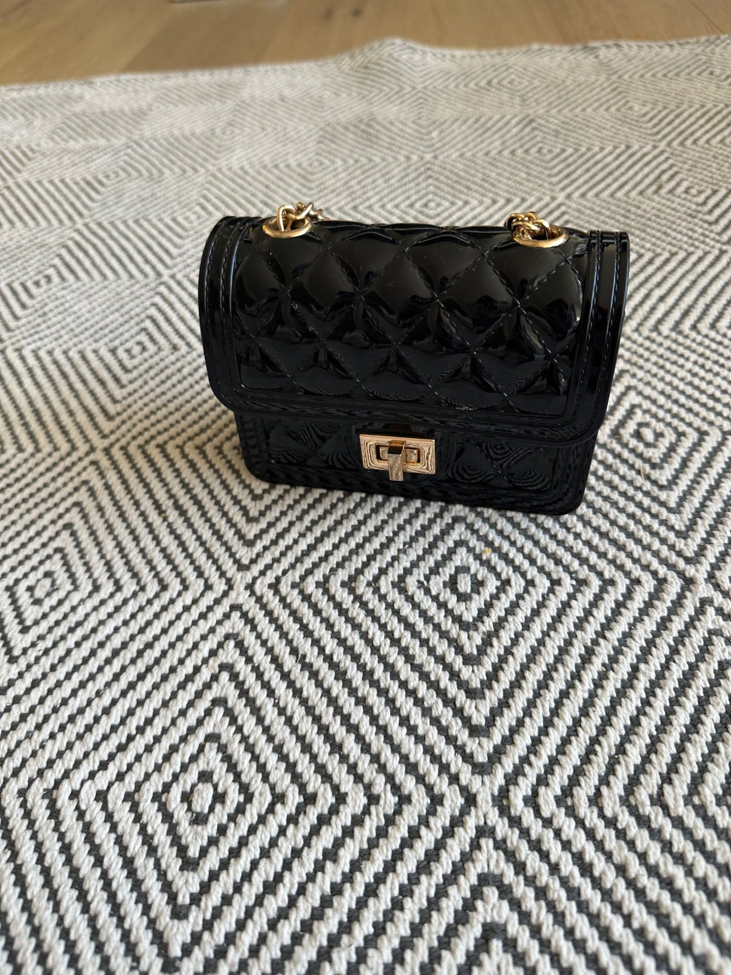 F21 - Black quilted leather pu shiny mini purse
