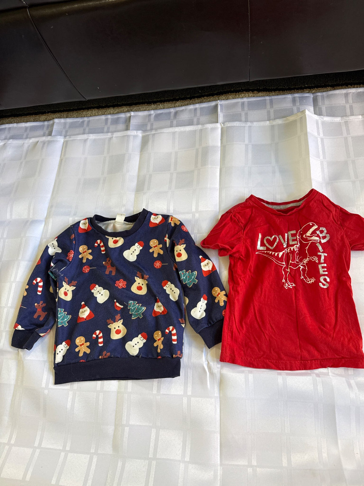 Holiday shirts , Kids 3T