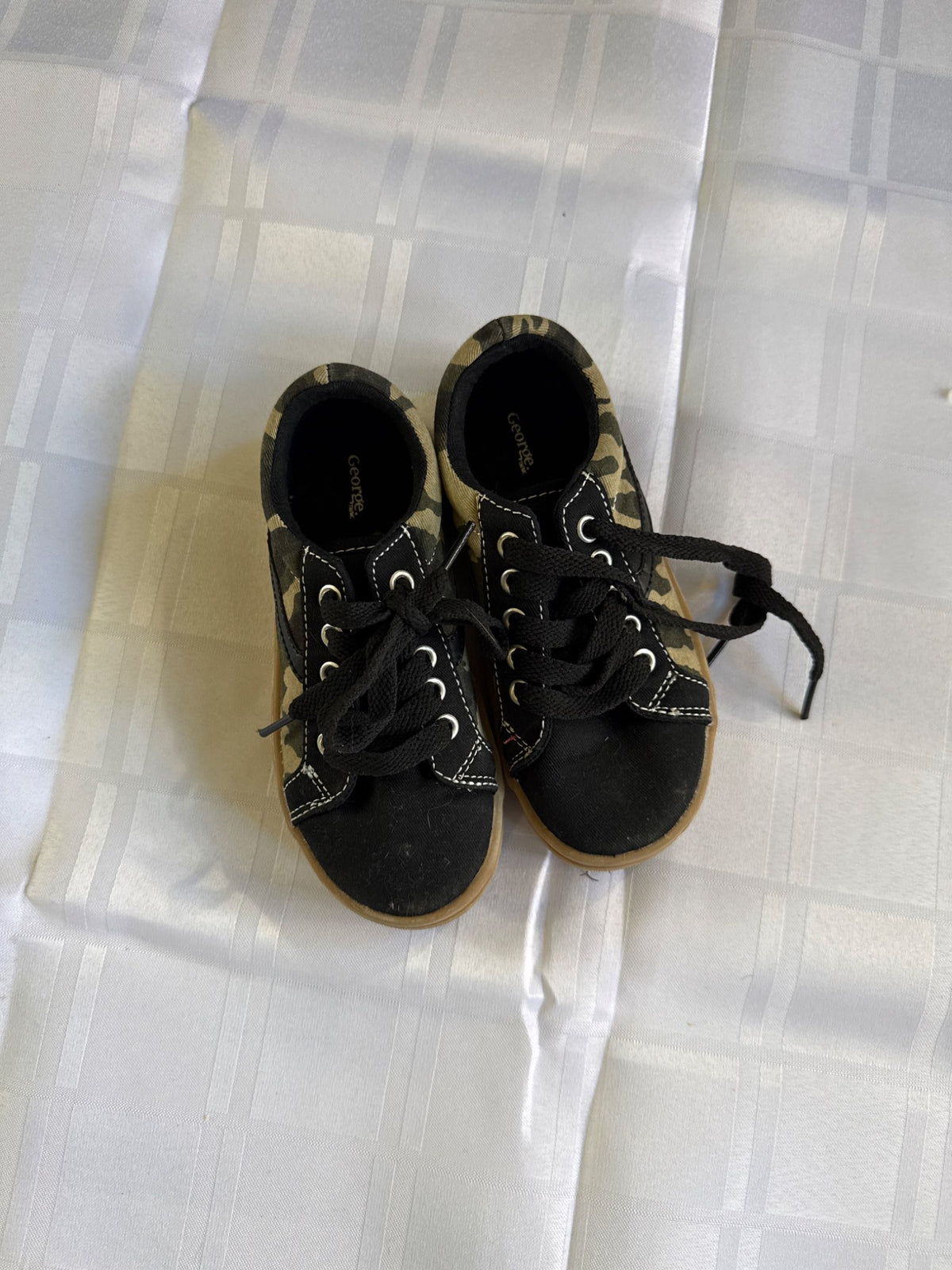 Camo Shoes , Shoes 11 (Toddler:2-4yr)