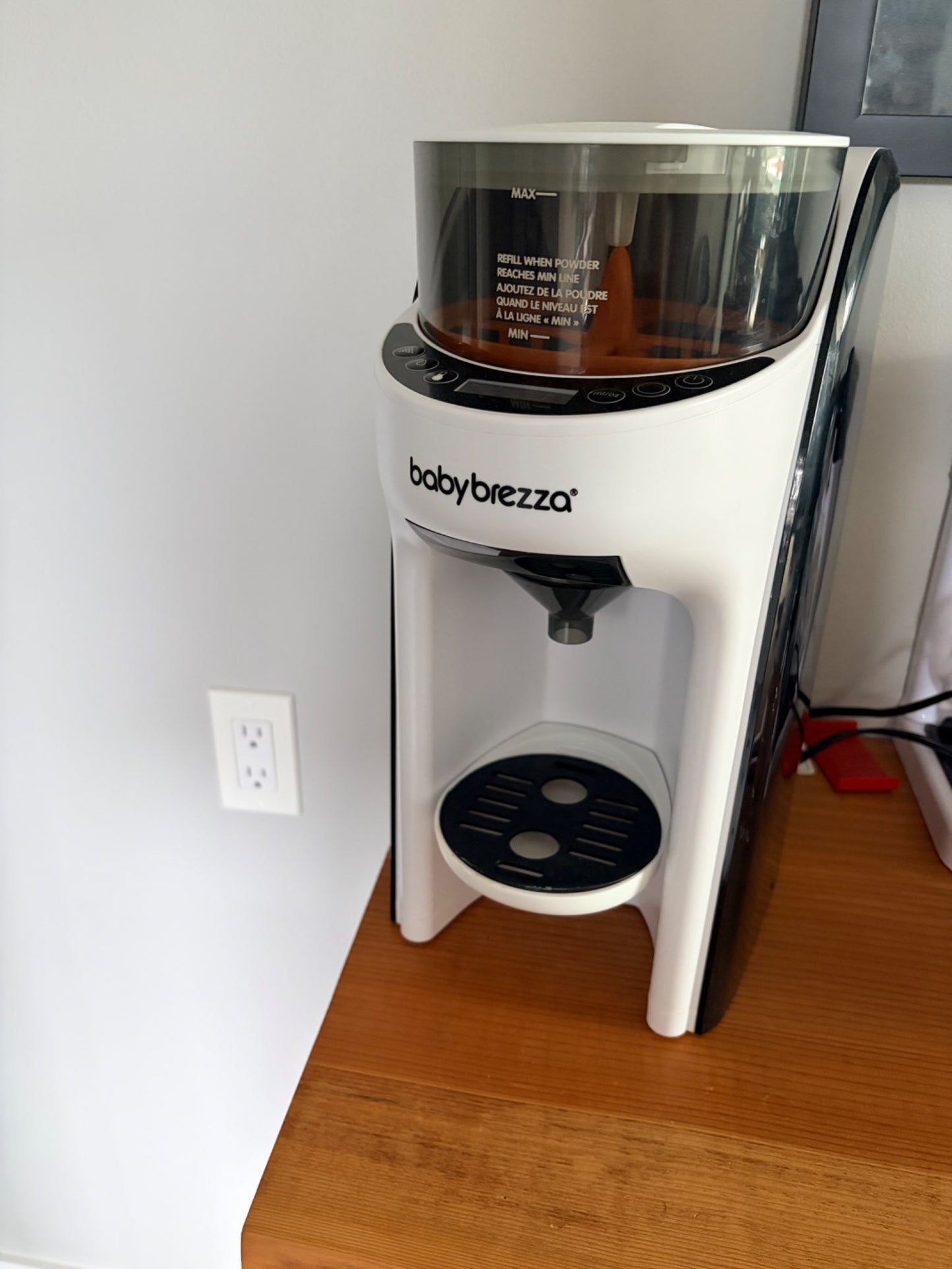 Baby Brezza formula Pro