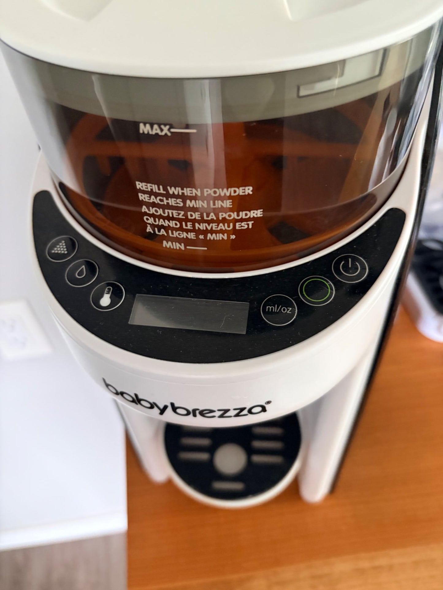 Baby Brezza formula Pro