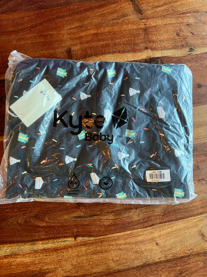 Kyte Baby 3T Midnight Party pjs with Baby Blanket, Kids 3T