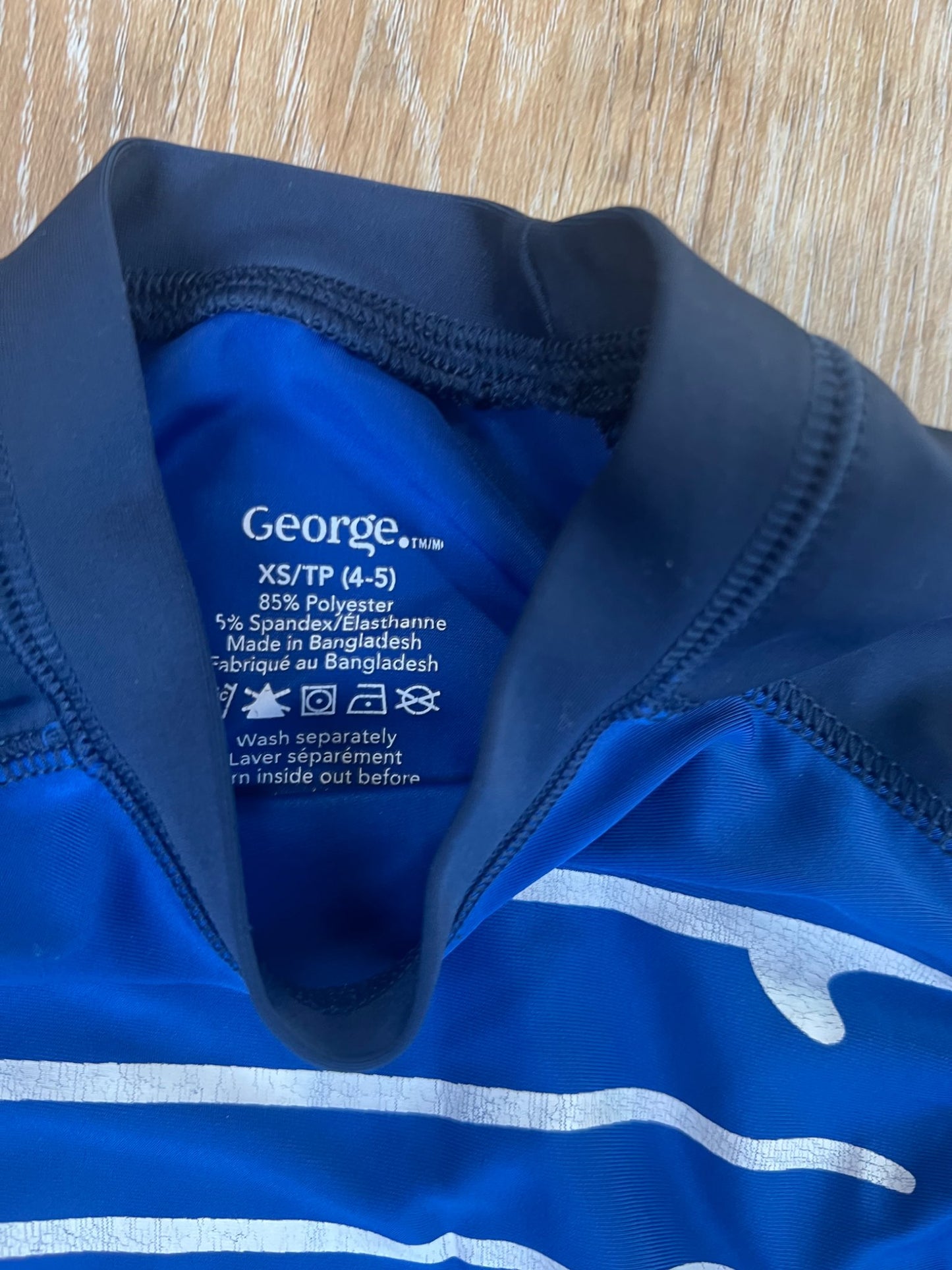 2 boys swim shirts - size 4T, Kids 4/4T