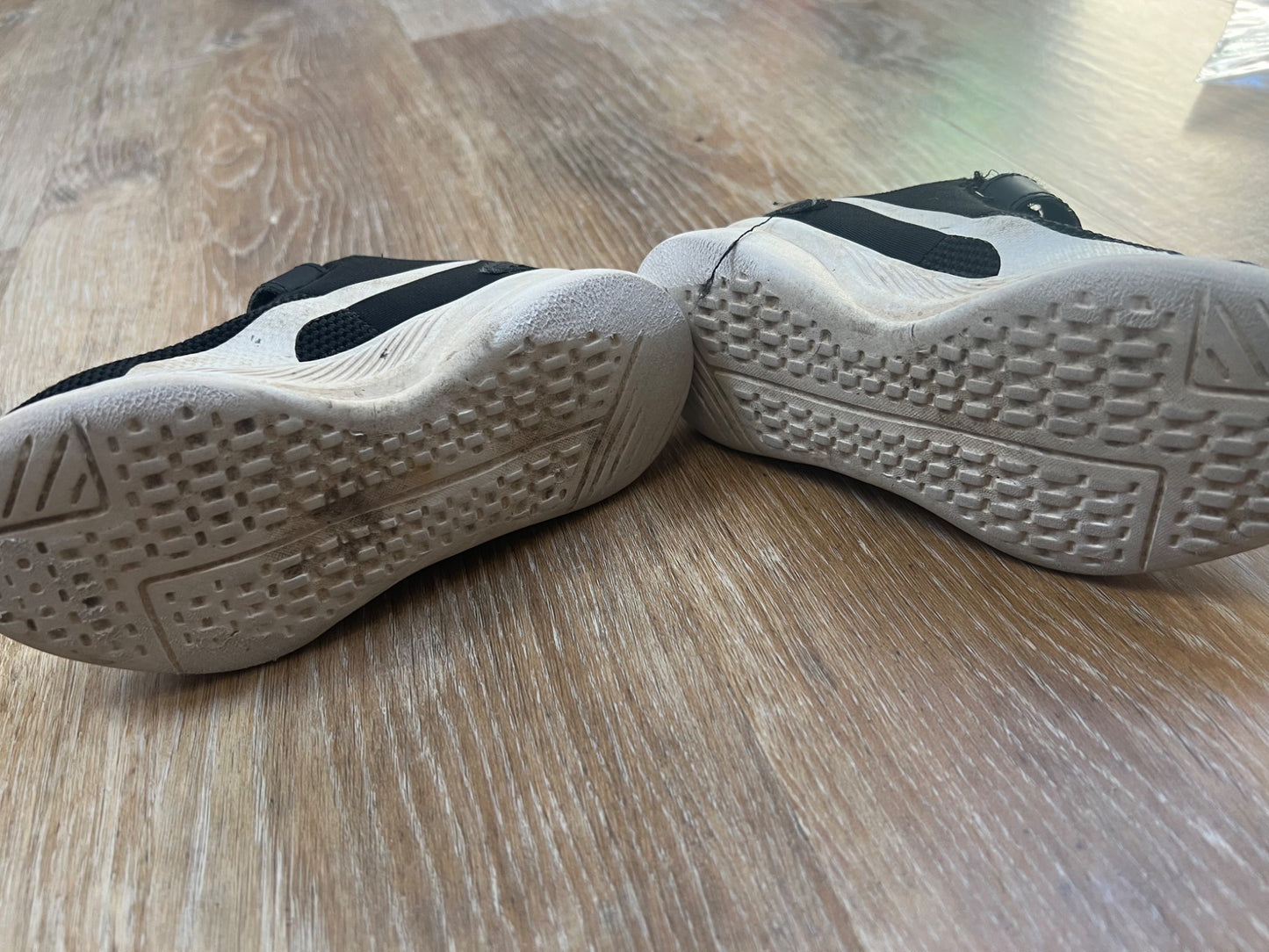 Puma Runners - size 11, Shoes 11 (Toddler:2-4yr)