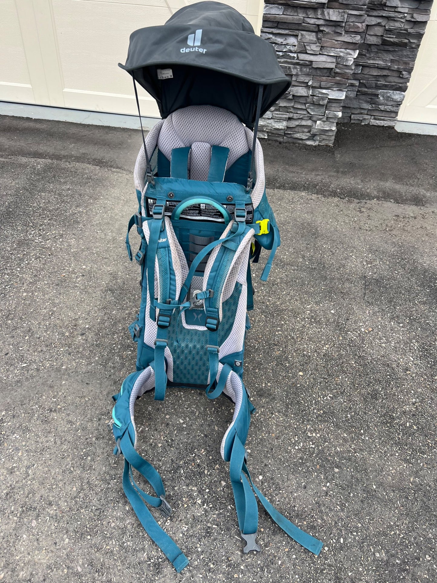 Deuter Kid Comfort SL Active Kid Carrier with sun roof