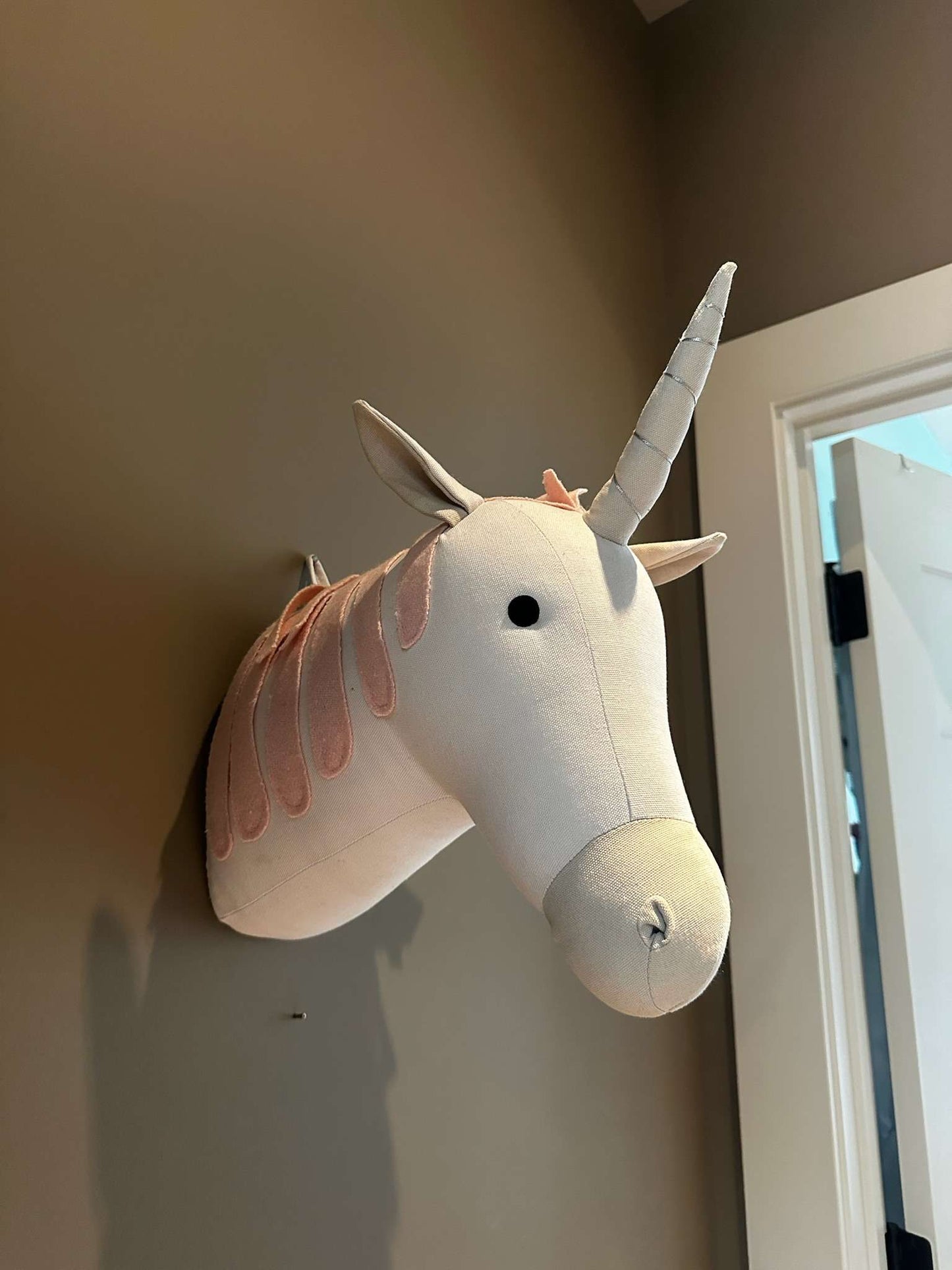 Pottery Barn Unicorn Wall Unicorn Head Decor - Fantastic Condition!