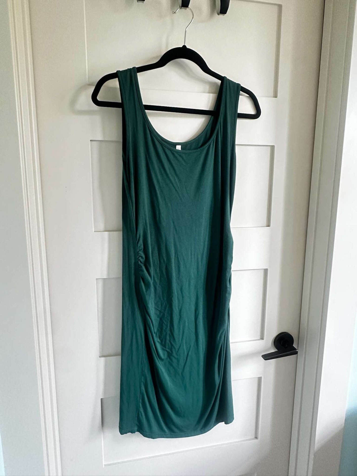 Premium Maternity Dress Bundle – 4 Dresses – Size M, Maternity M (8-10)