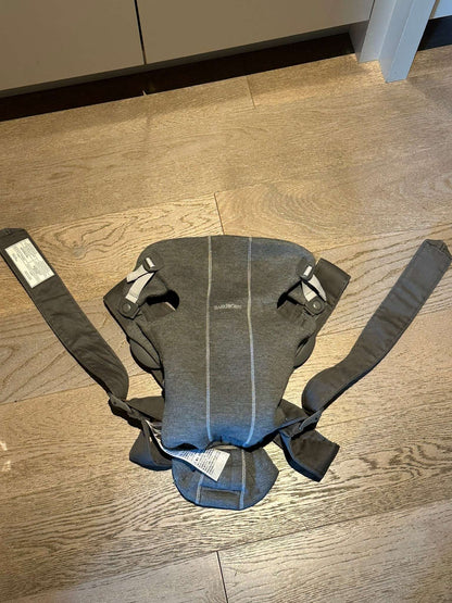 Newborn BabyBjorn Baby Carrier Mini (3D Jersey, dark grey)