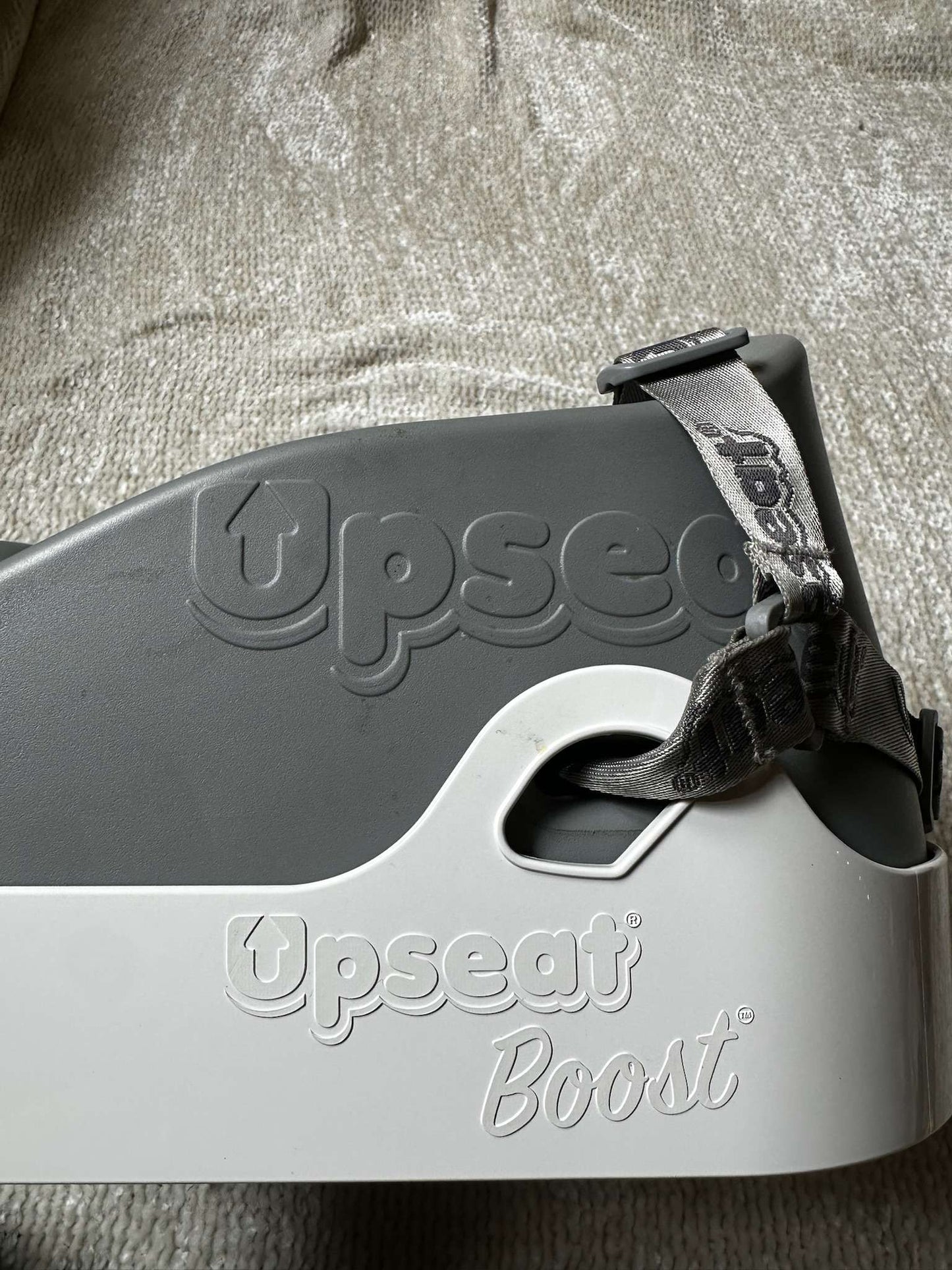 Upseat Boost Ergonomic Toddler Booster Seat – Grey