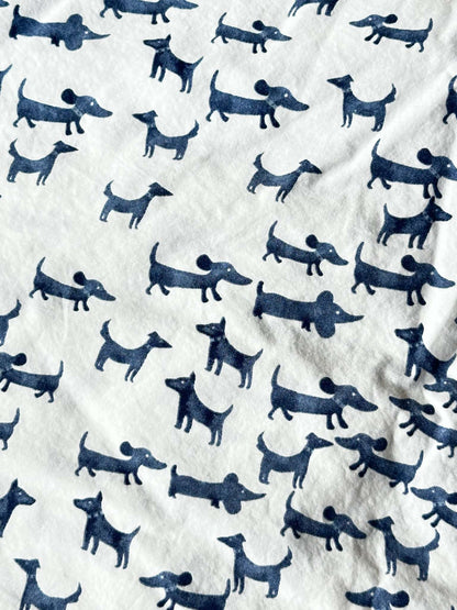 Pottery Barn Organic Kids Crib Sheets – 2-Pack – Navy/White - Dog and Geometric