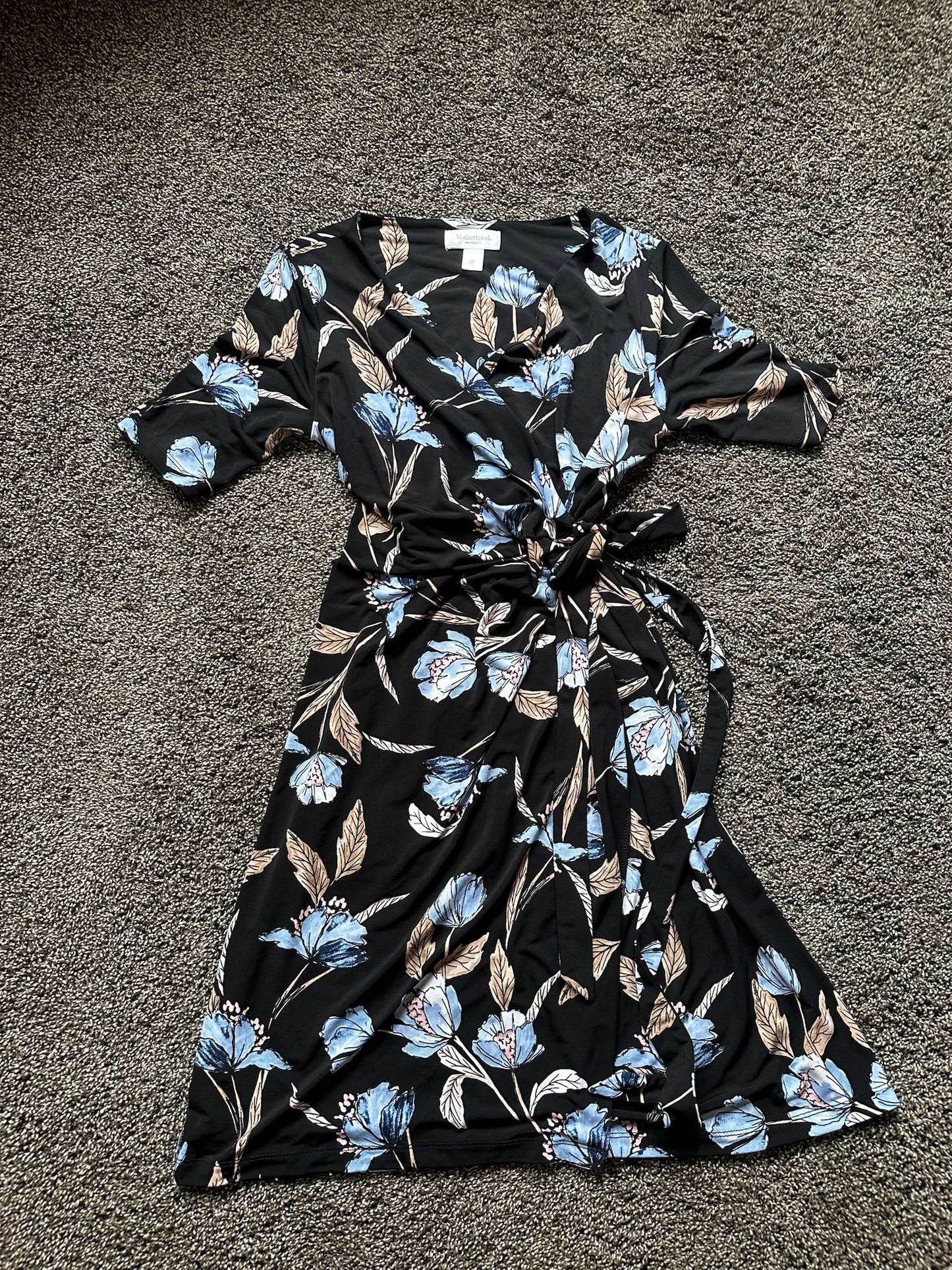 Premium Maternity Dress Bundle – Floral + Stripe – Size S, Maternity S (4-6)