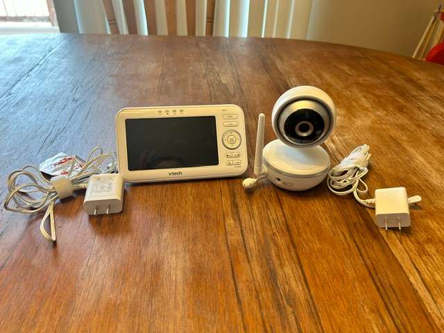 Vtech Baby Monitor and Camera