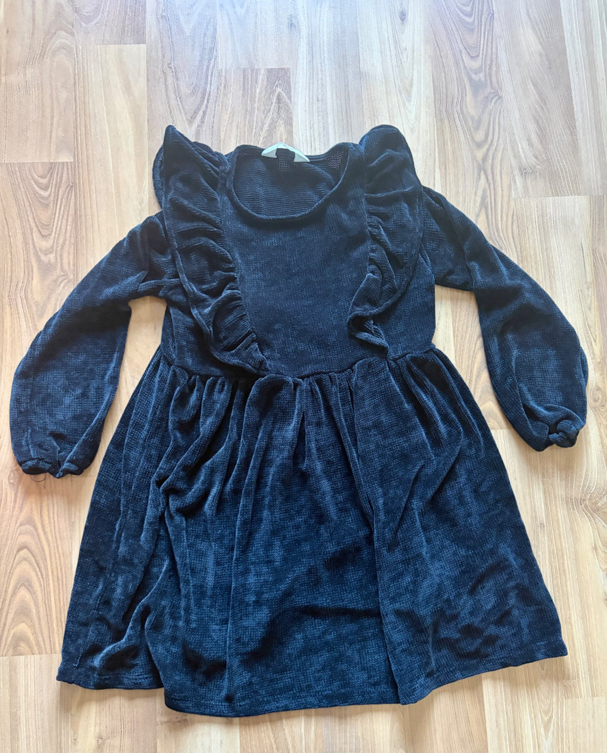 Size 8/10 H&M velvety knit dress, Kids 8