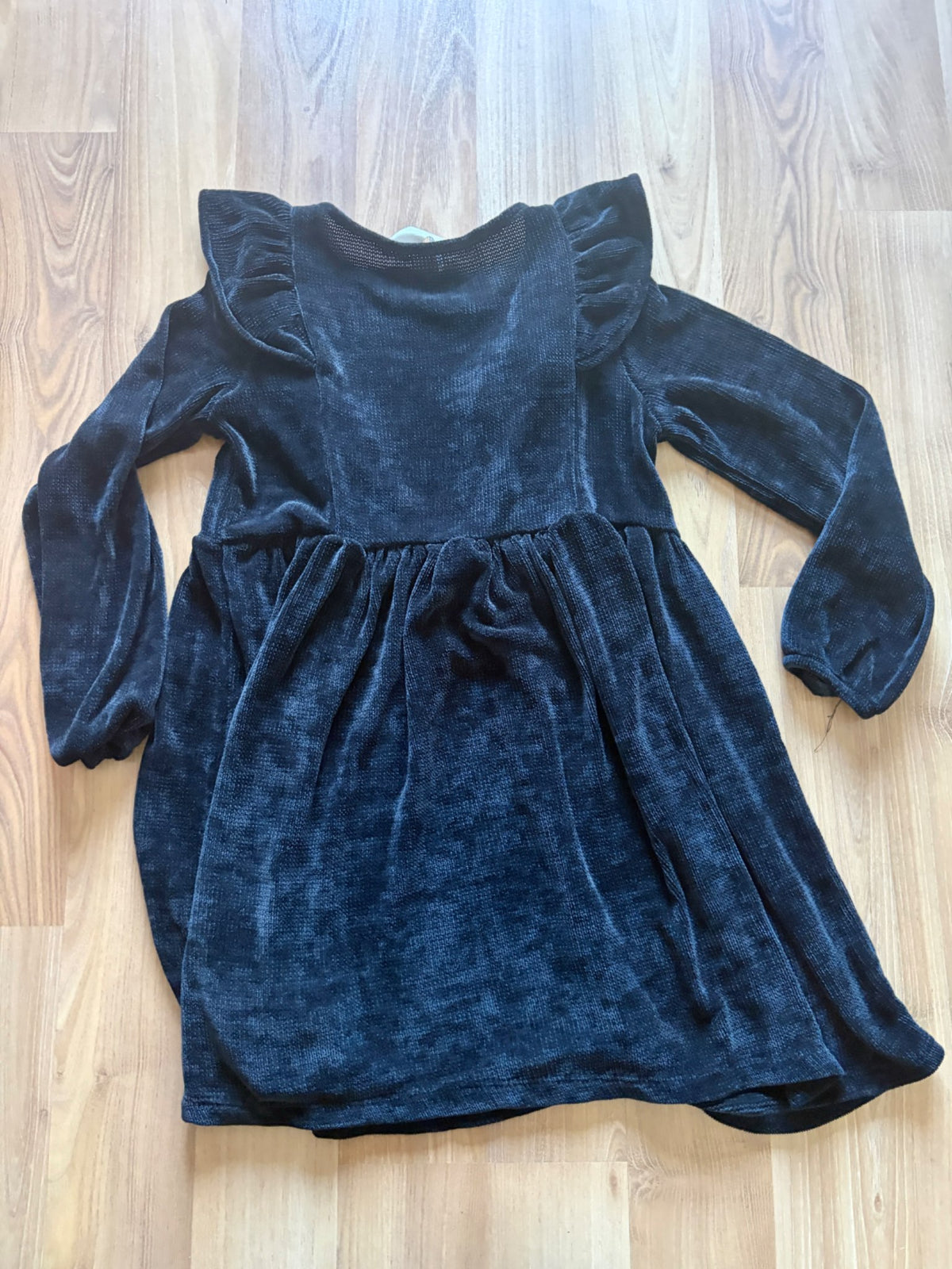 Size 8/10 H&M velvety knit dress, Kids 8