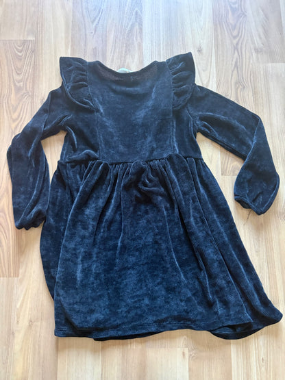 Size 8/10 H&M velvety knit dress, Kids 8