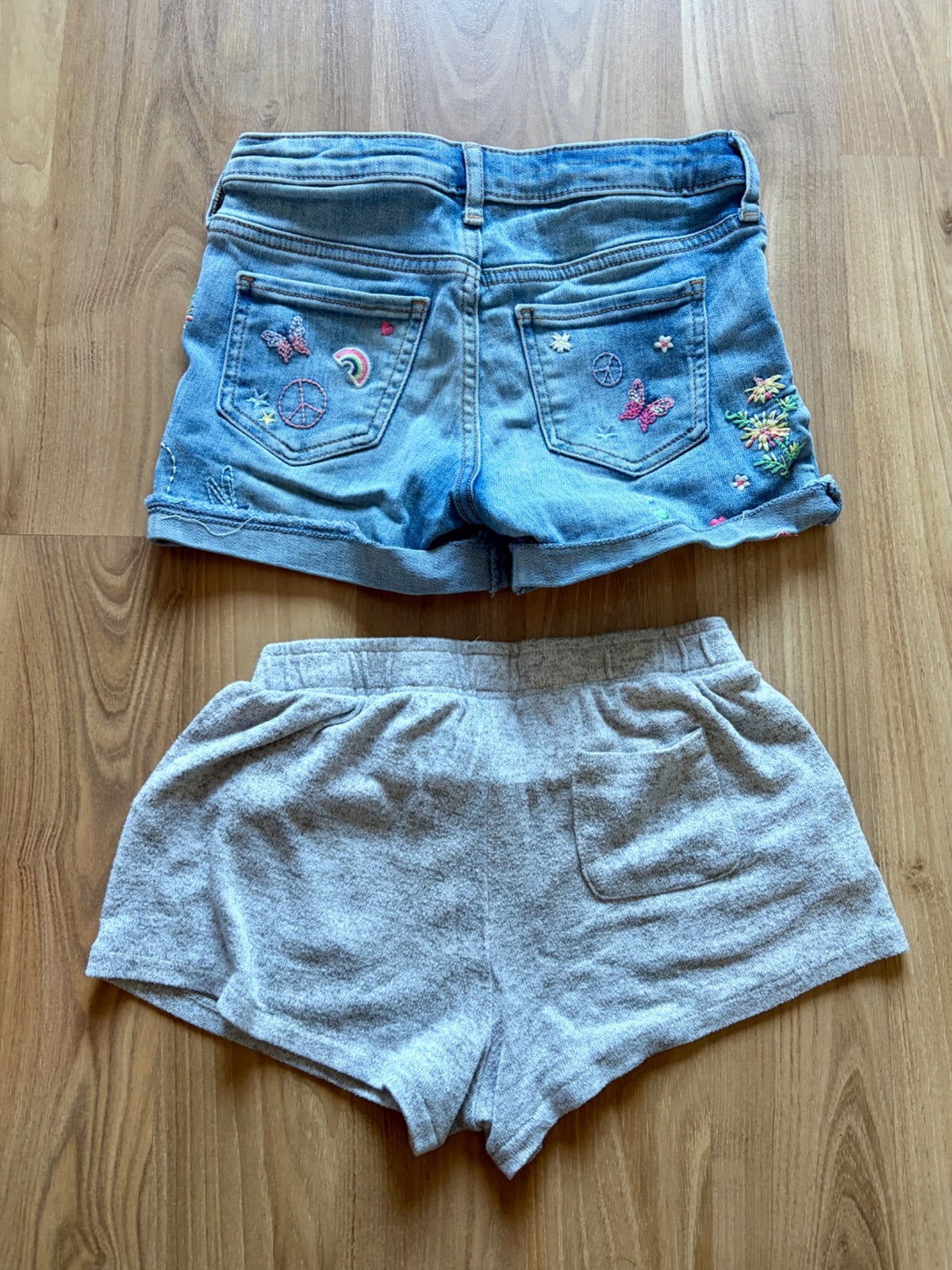 2x shorts Gap and Roxy, Kids 10