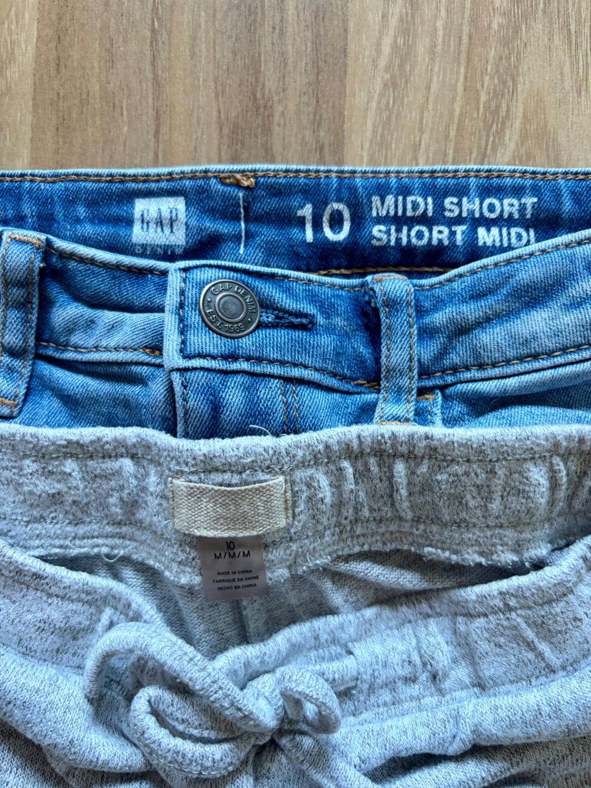 2x shorts Gap and Roxy, Kids 10