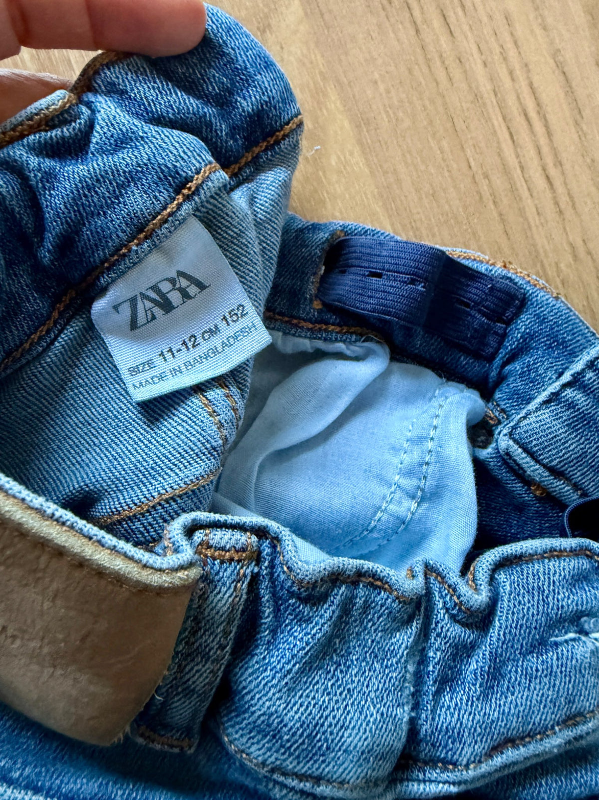 Size 11/12 Zara slim fit jeans , Kids 10