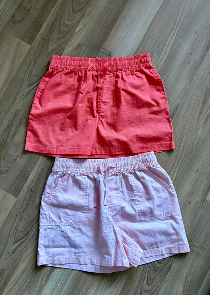 (2) Gap kids cotton shorts size 7/8, Kids 7