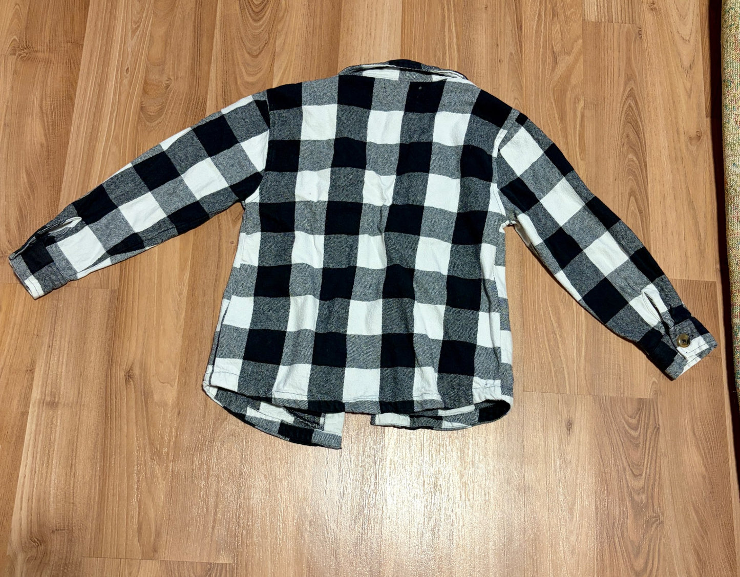 Plaid shacket size 12, Kids 12