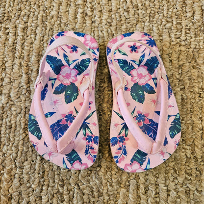 flip-flops size 4, Shoes 4 (Baby: 0-12 mth)