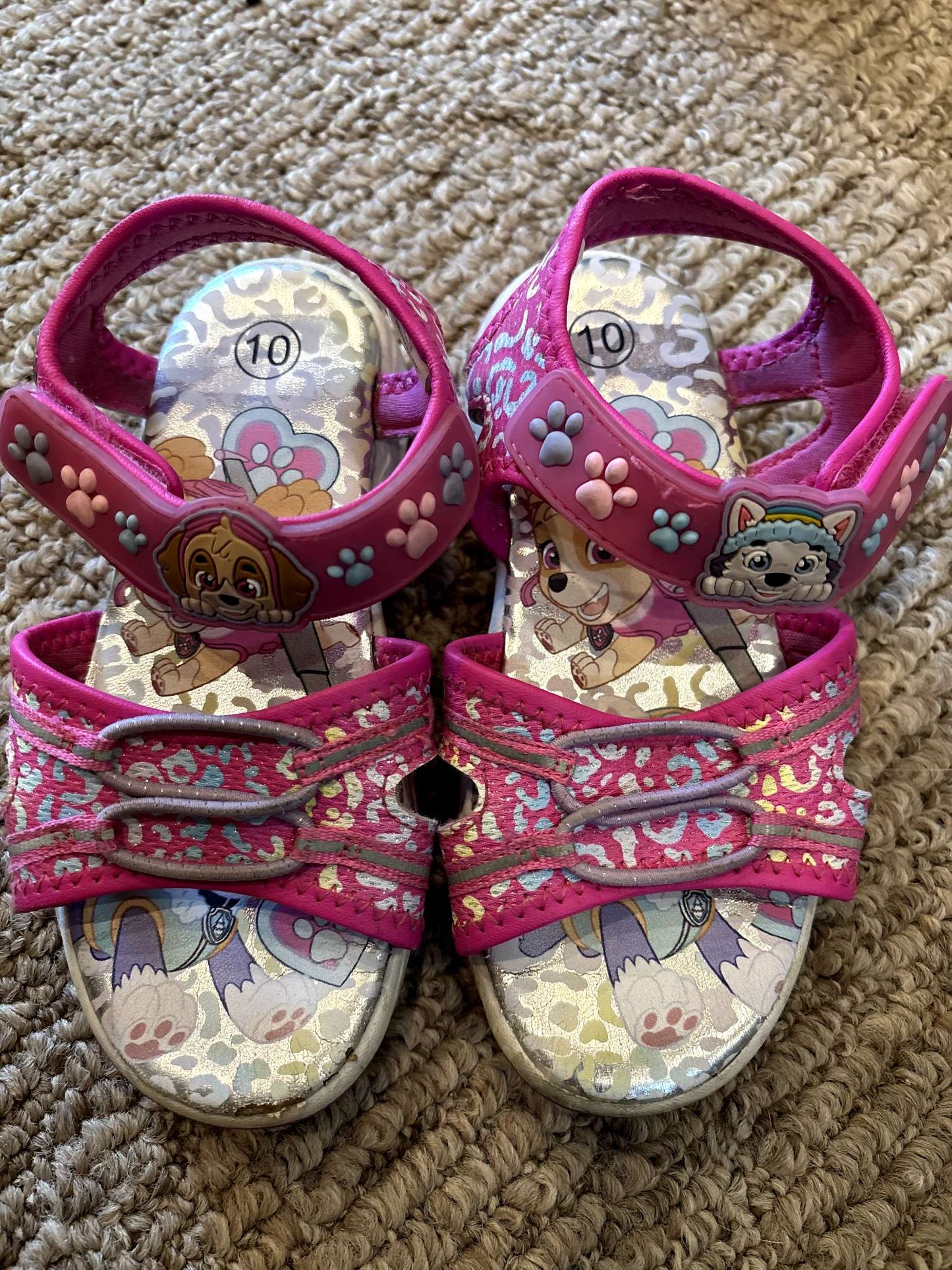 Paw patrol sandal size 10, Shoes 10 (Toddler:2-4yr)