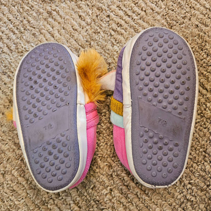 Paw patrol slippers size 7/8, Shoes 7.5 (Toddler:2-4yr)